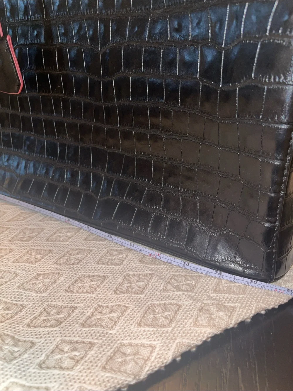 Adrienne Vittadini Black           Croc-Embossed Leather Tote Bag / Red Trim